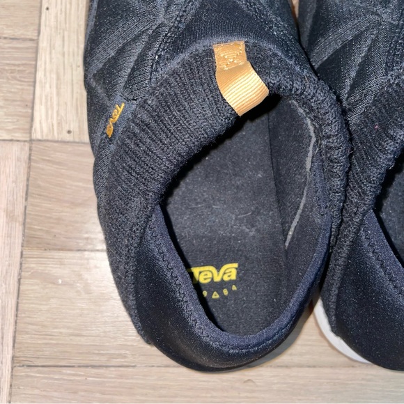 Teva ReEmber Quilted Slip-On Sneaker Slippers - Picture 9 of 11
